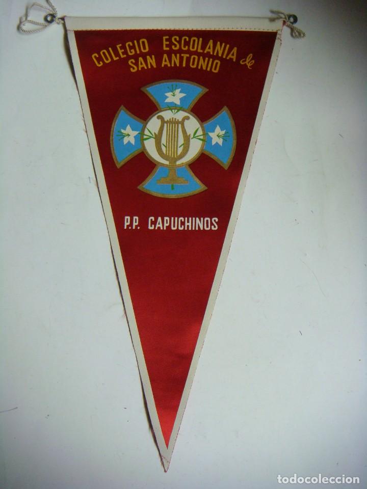 Galhardetes de cole&ccedil;&atilde;o: BANDERIN EN TELA A&Ntilde;OS 60-COLEGIO ESCOLANIA DE SAN ANTONIO P.P. CAPUCHINOS