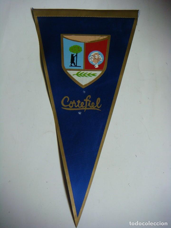 Galhardetes de cole&ccedil;&atilde;o: BANDERIN EN TELA A&Ntilde;OS 60- CORTEFIEL