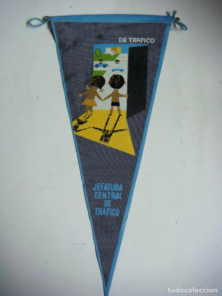 Galhardetes de cole&ccedil;&atilde;o: BANDERIN EN TELA A&Ntilde;OS 60-DE TRAFICO JEFATURA CENTRAL DE TRAFICO