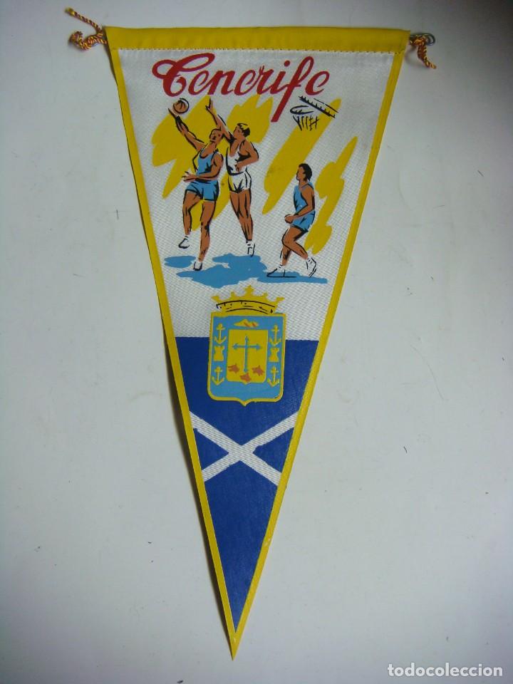 Bandierine di collezione: BANDERIN EN TELA A&Ntilde;OS 60-BALONCESTO TENERIFE