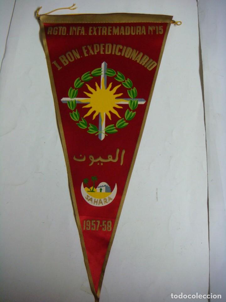 Bandierine di collezione: BANDERIN DE TELA DE LOS A&Ntilde;OS 60-AGTO.INFA.EXTREMADURA N&ordm;-15 I BON EXPEDICIONARIO SAHARA 1957-58
