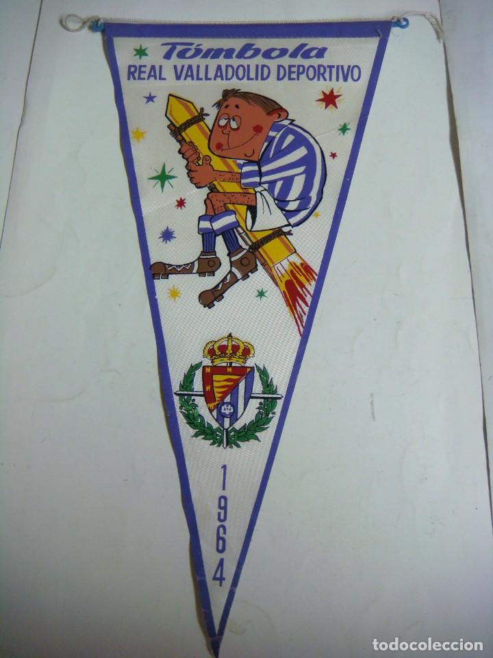 Bandierine di collezione: BANDERIN DE TELA DE LOS A&Ntilde;OS 60-TOMBOLA REAL VALLADOLID DEPORTIVO 1964