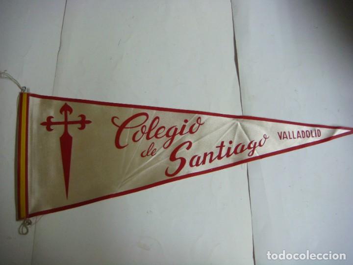 Bandierine di collezione: BANDERIN EN TELA A&Ntilde;OS 60-COLEGIO DE SANTIAGO VALLADOLID