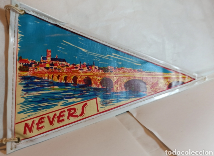 Banderines de colecci&oacute;n: banderin nevers - Foto 1