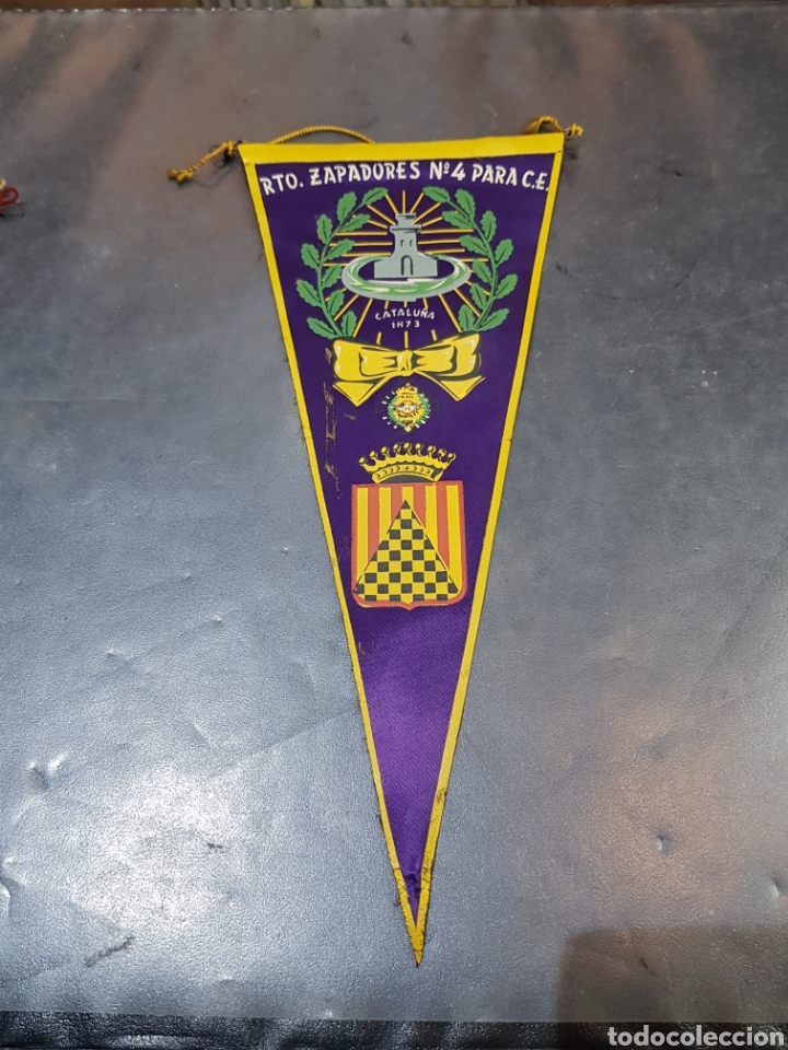 Sammlung von Wimpeln: Bander&iacute;n militar regimiento de Zapadores n&uacute;mero 4 Catalunya la Seu d'Urgell