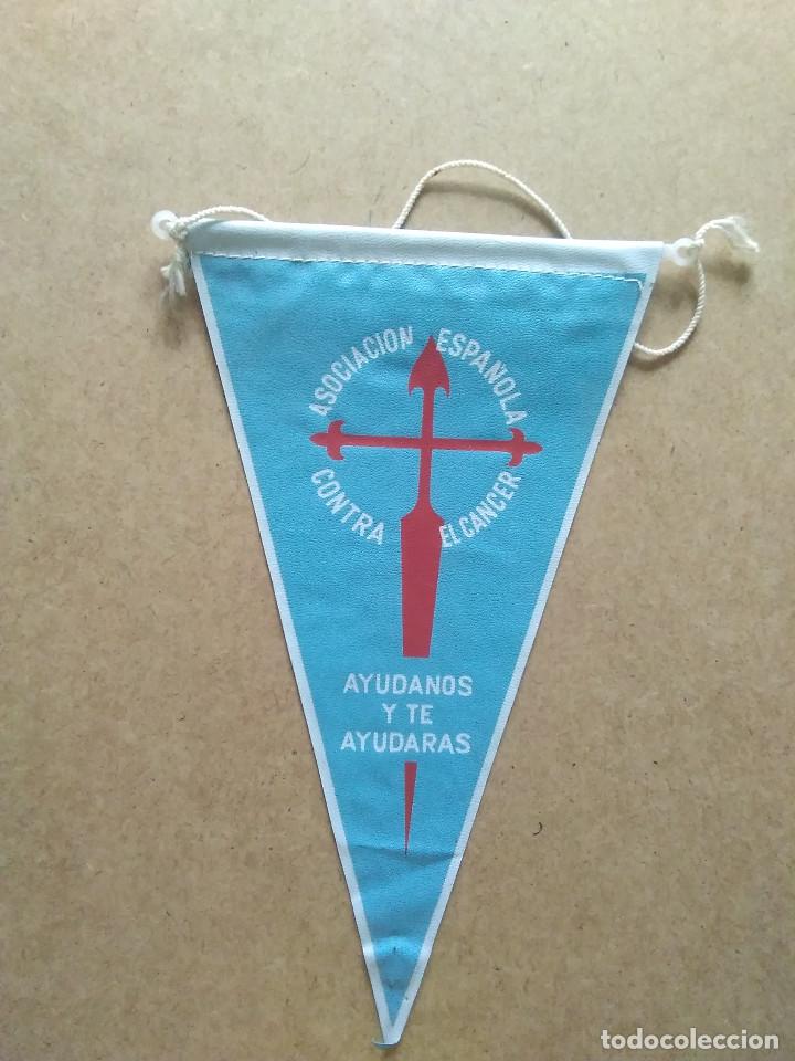 Galhardetes de cole&ccedil;&atilde;o: BANDERIN ASOCIACION ESPA&Ntilde;OLA CONTRA EL CANCER AYUDANOS Y TE AYUDARAS