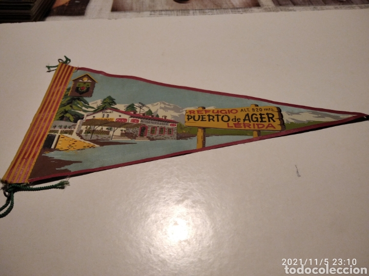Bandierine di collezione: Bander&iacute;n refugio Puerto de Ager