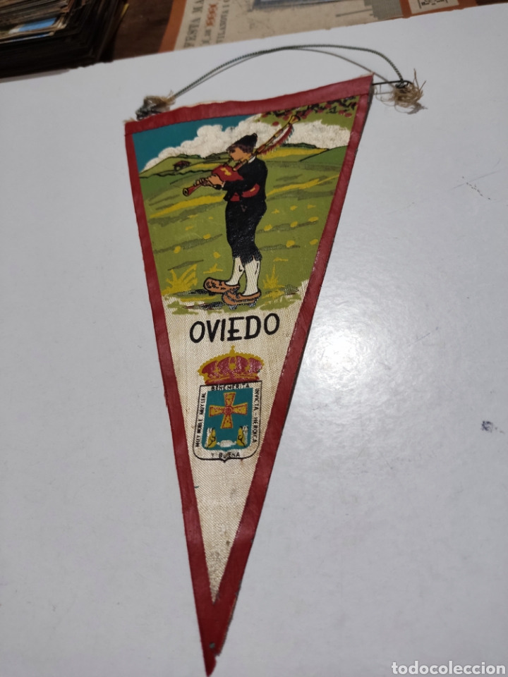 Banderines de colecci&oacute;n: Bander&iacute;n Oviedo