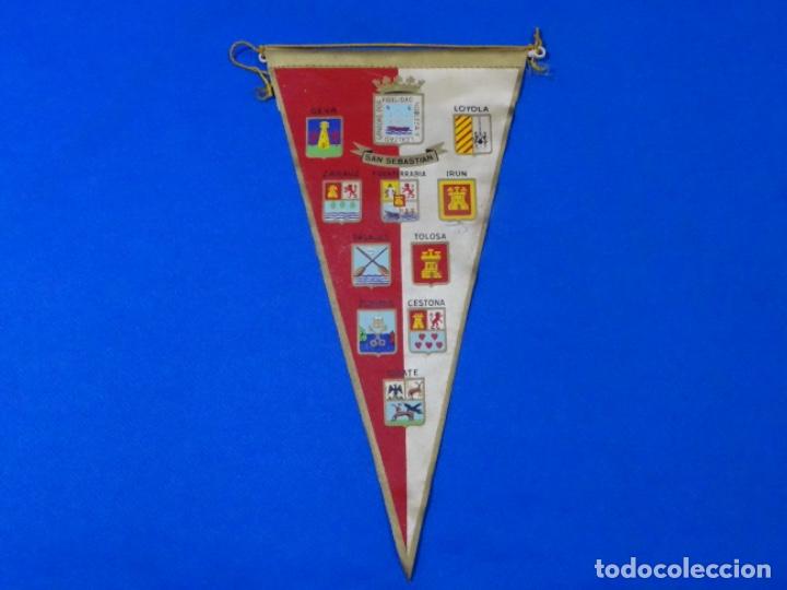 Collection pennants: ANTIGUO BANDER&Iacute;N SAN SEBASTI&Aacute;N.