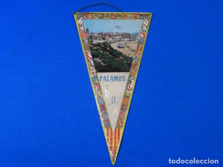 Collection pennants: ANTIGUO BANDER&Iacute;N PALAMOS