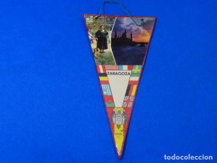 Collection pennants: ANTIGUO BANDER&Iacute;N ZARAGOZA.