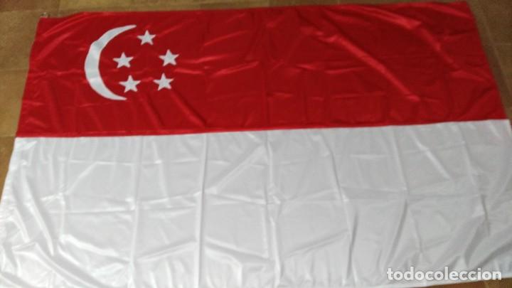 Fanions de collection: BANDERA SINGAPUR , 120 X 200 CM , NUEVA