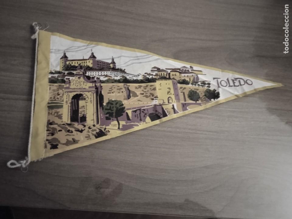 Fanions de collection: Bander&iacute;n de los A&ntilde;os 60.Toledo
