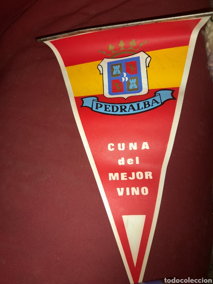Galhardetes de cole&ccedil;&atilde;o: ANTIGUO BANDERIN PEDRALBA CUNA DEL MEJOR VINO ESCRITO POR DETR&Aacute;S
