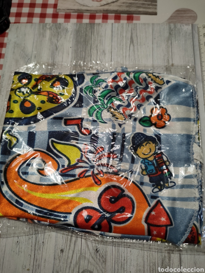 Sammlung von Wimpeln: Pa&ntilde;uelo de foguerer de Alicante