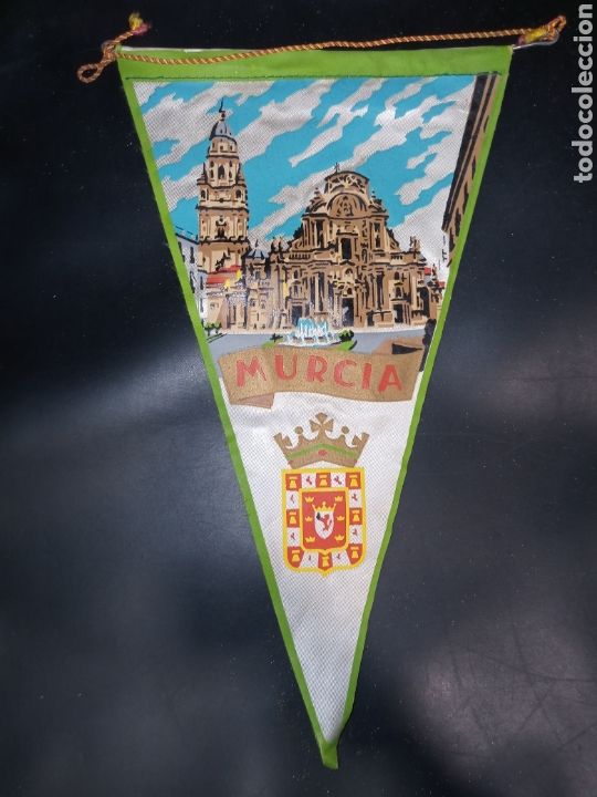 Sammlung von Wimpeln: BANDER&Iacute;N MURCIA