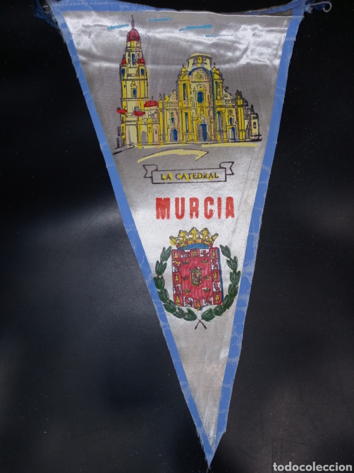 Sammlung von Wimpeln: BANDER&Iacute;N MURCIA