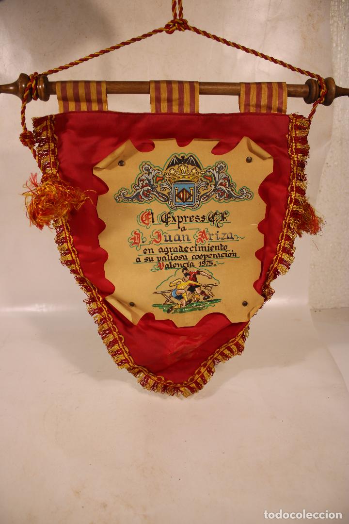 Banderines de colecci&oacute;n: banderin futbol valencia 1975