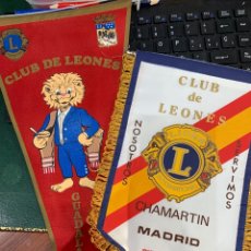 Banderines de colección: PAREJA DE BANDERINES DEL CLUB DE LEONES DE GUADALAJARA Y MADRID -