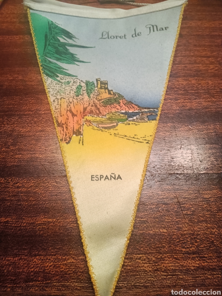 Galhardetes de cole&ccedil;&atilde;o: BANDERIN LLORET DE MAR ANTIGUO DE TELA