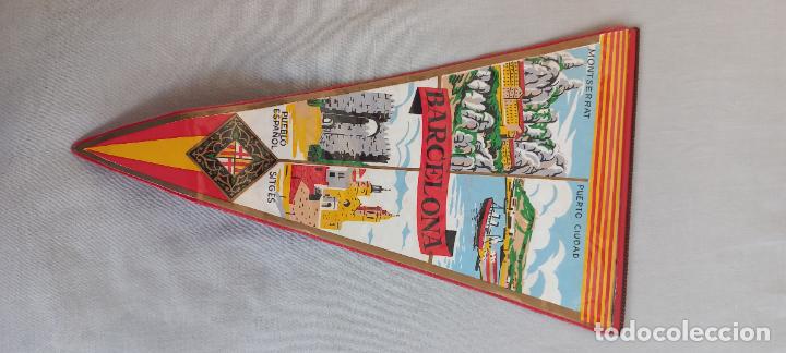 Fanions de collection: ANTIGUO BANDERIN. BARCELONA. MONTSERRAT, PUERTO CIUDAD, PUEBLO ESPA&Ntilde;OL, SITGES.