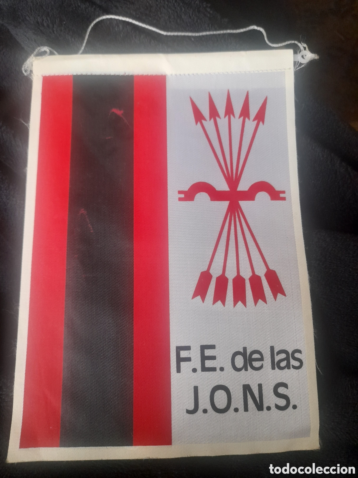 Sammlung von Wimpeln: Antigua banderin, F.E de las JONS