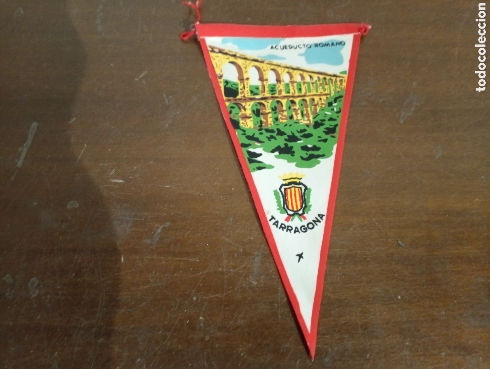 Fanions de collection: Bander&iacute;n tela Tarragona acueducto romano recuerdo 25cm