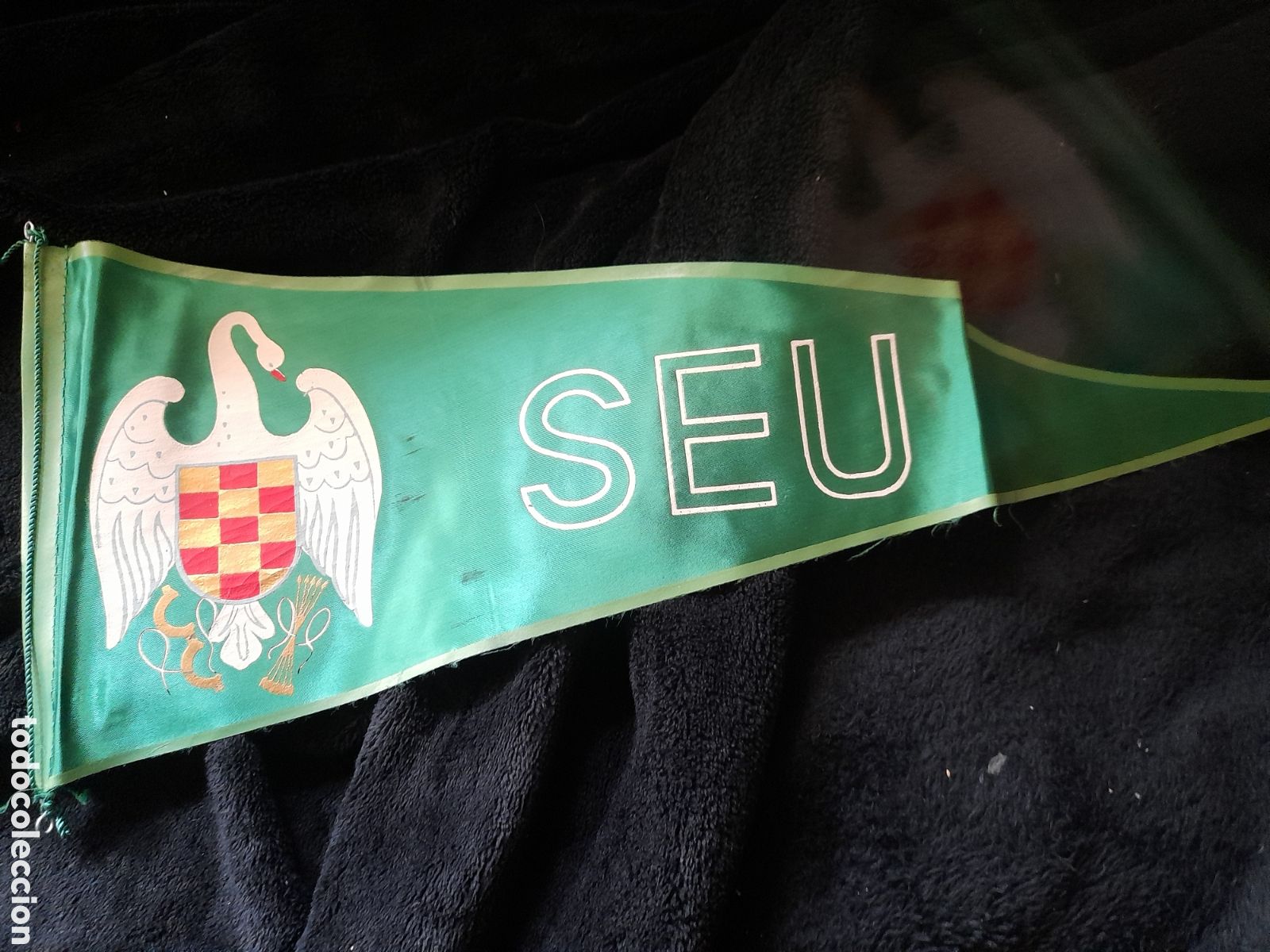 Sammlung von Wimpeln: Antiguo gran banderin, SEU, mide 49 cm de altura