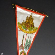 Banderines de colección: BARCELONA TIBIDABO ANTIGUO BANDERIN AÑOS 60. Lote 396535484