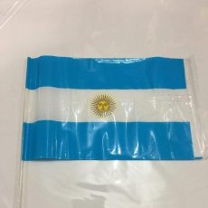 Banderines de colección: BANDERAS PLASTICAS ARGENTINA X 25U 40X60CM. Lote 401480699