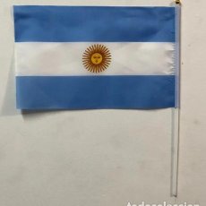 Banderines de colección: BANDERAS DE ARGENTINA CON PALITO30 X45. Lote 403090574