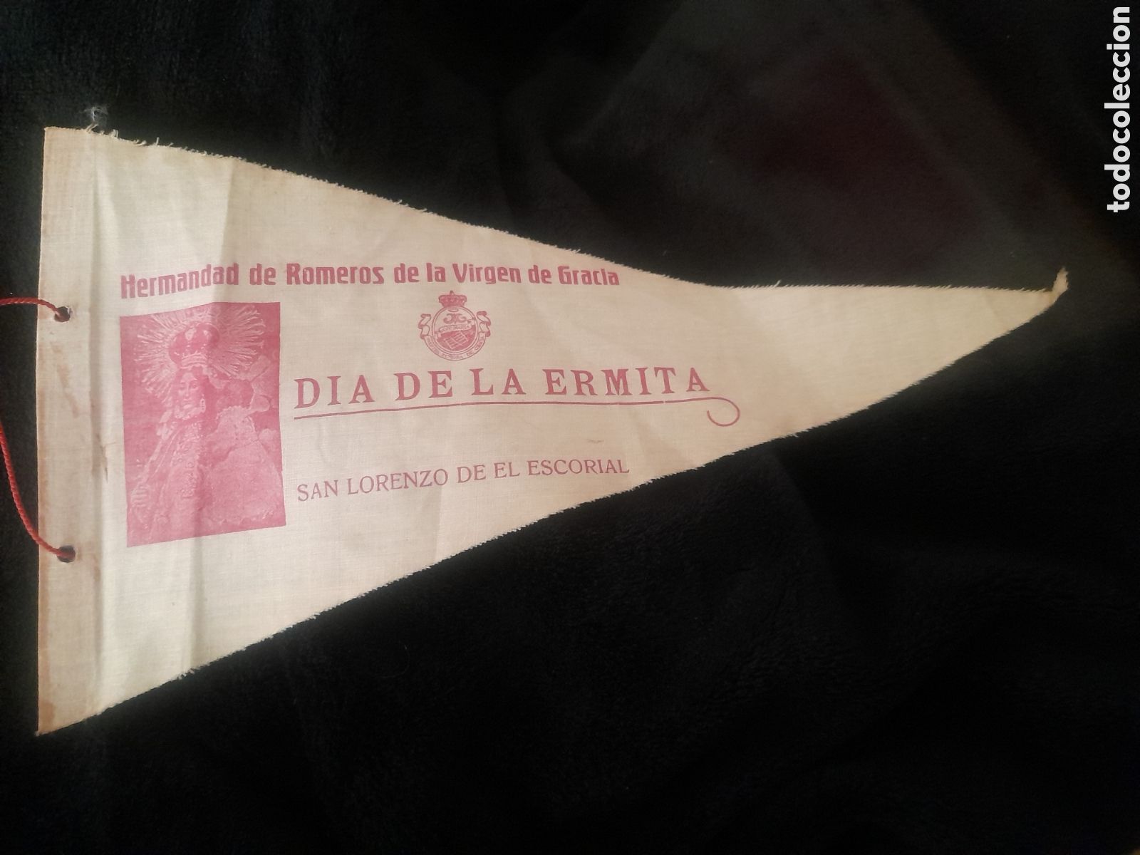 Sammlung von Wimpeln: Antiguo banderin, Hermandad de Romeros de la Virgen de Gracia, San Lorenzo De El Escorial, mide 30cm