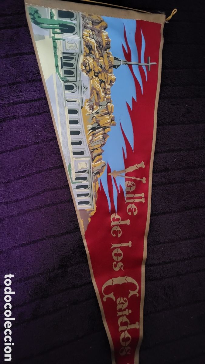 Bandierine di collezione: Bander&iacute;n Valle de los Ca&iacute;dos