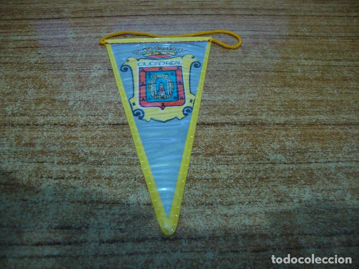 Bandierine di collezione: MINI BANDERIN ESCUDO CIUDAD REAL