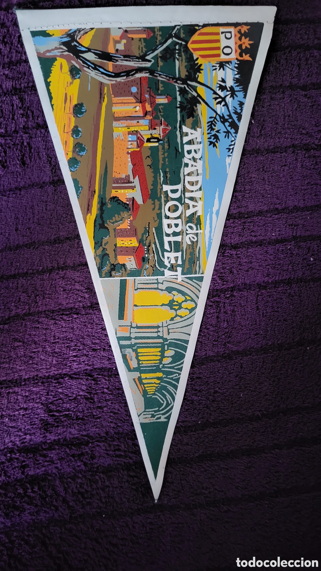 Fanions de collection: Bander&iacute;n Abad&iacute;a de Poblet