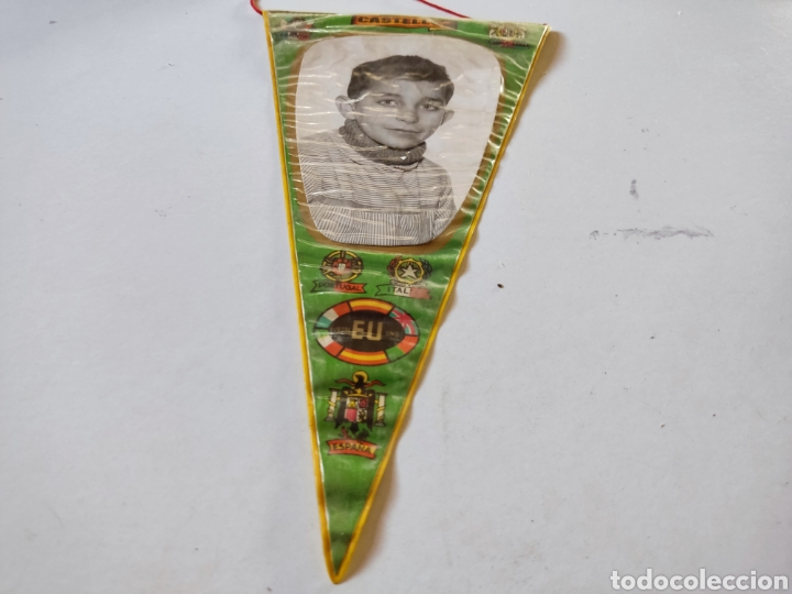 Fanions de collection: Bander&iacute;n Castellon foto ni&ntilde;o