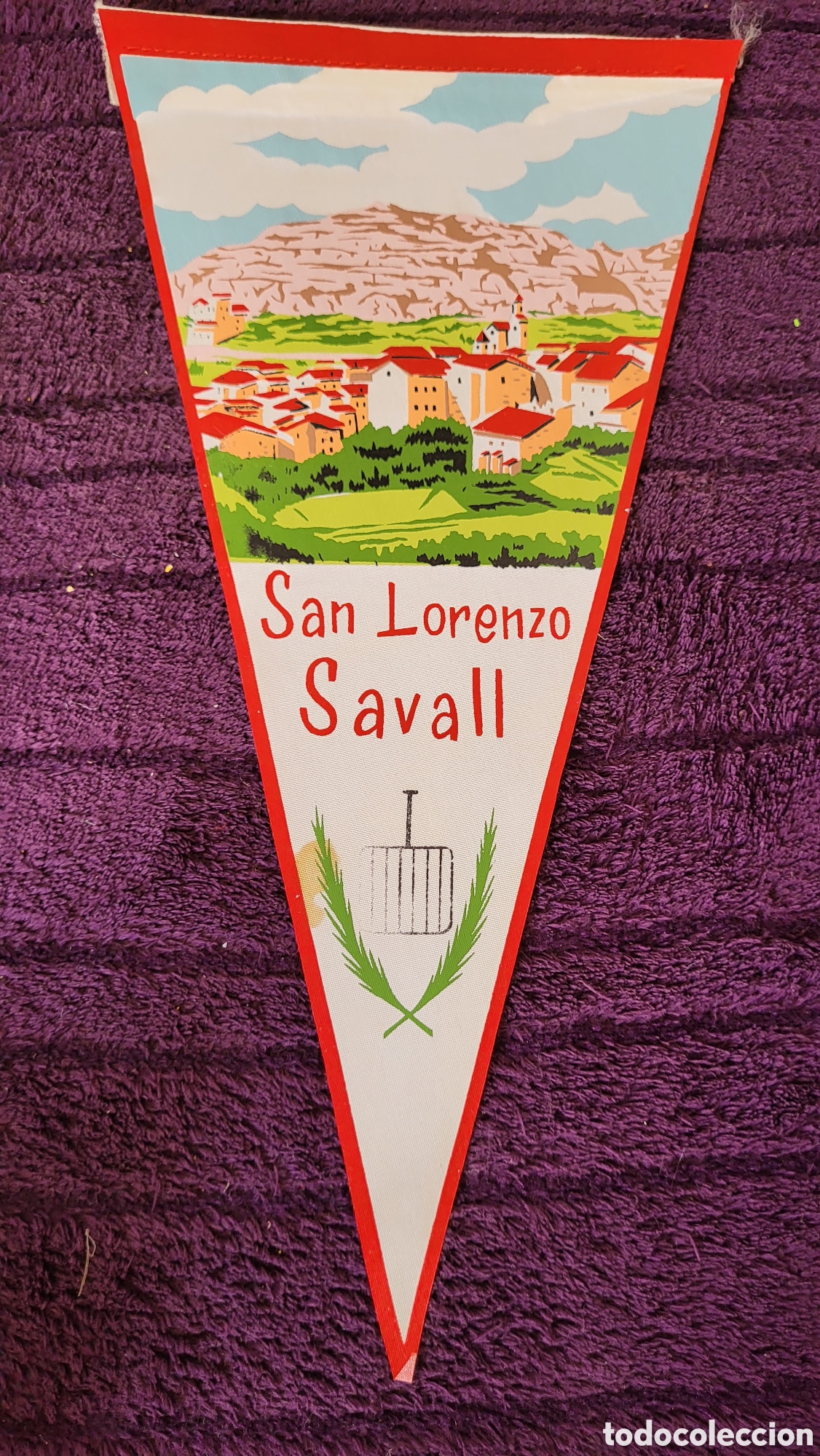 Fanions de collection: Bander&iacute;n San Lorenzo de Savall