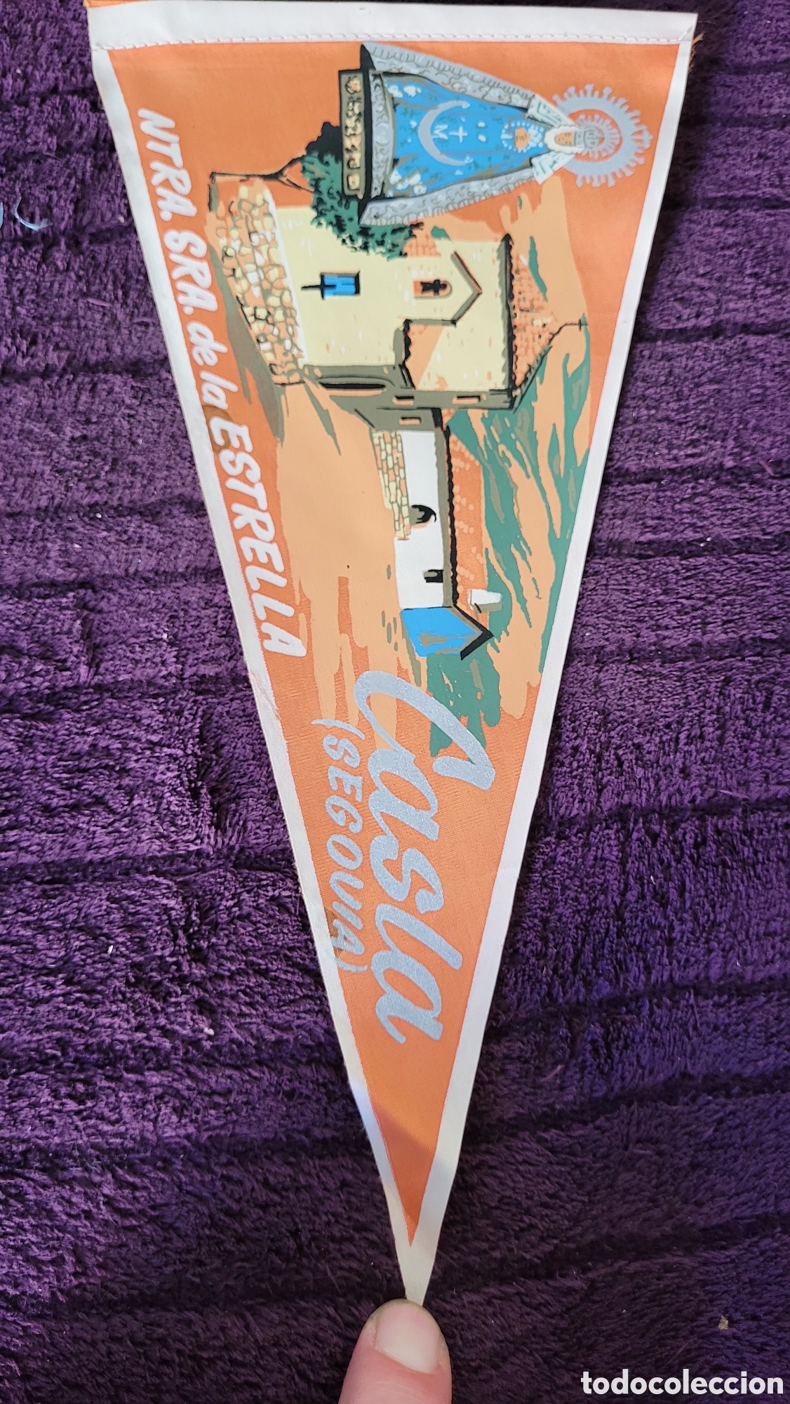 Sammlung von Wimpeln: Bander&iacute;n Segovia