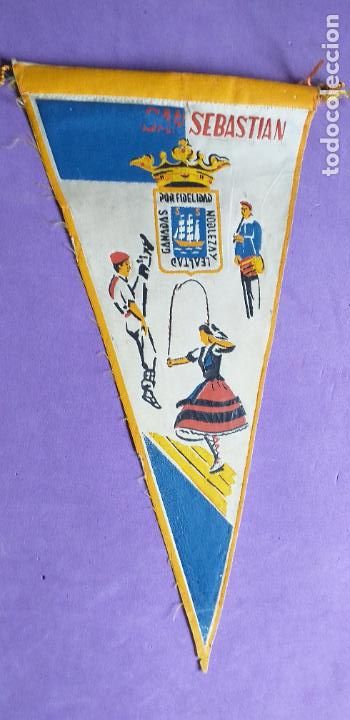 Sammlung von Wimpeln: BANDERINES-BA7-II-SAN SEBASTIAN