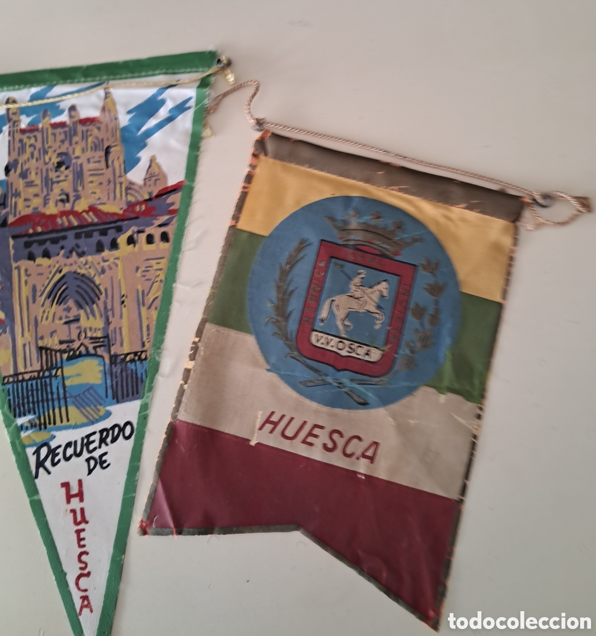 Banderines de colecci&oacute;n: Banderines Huesca - Foto 3