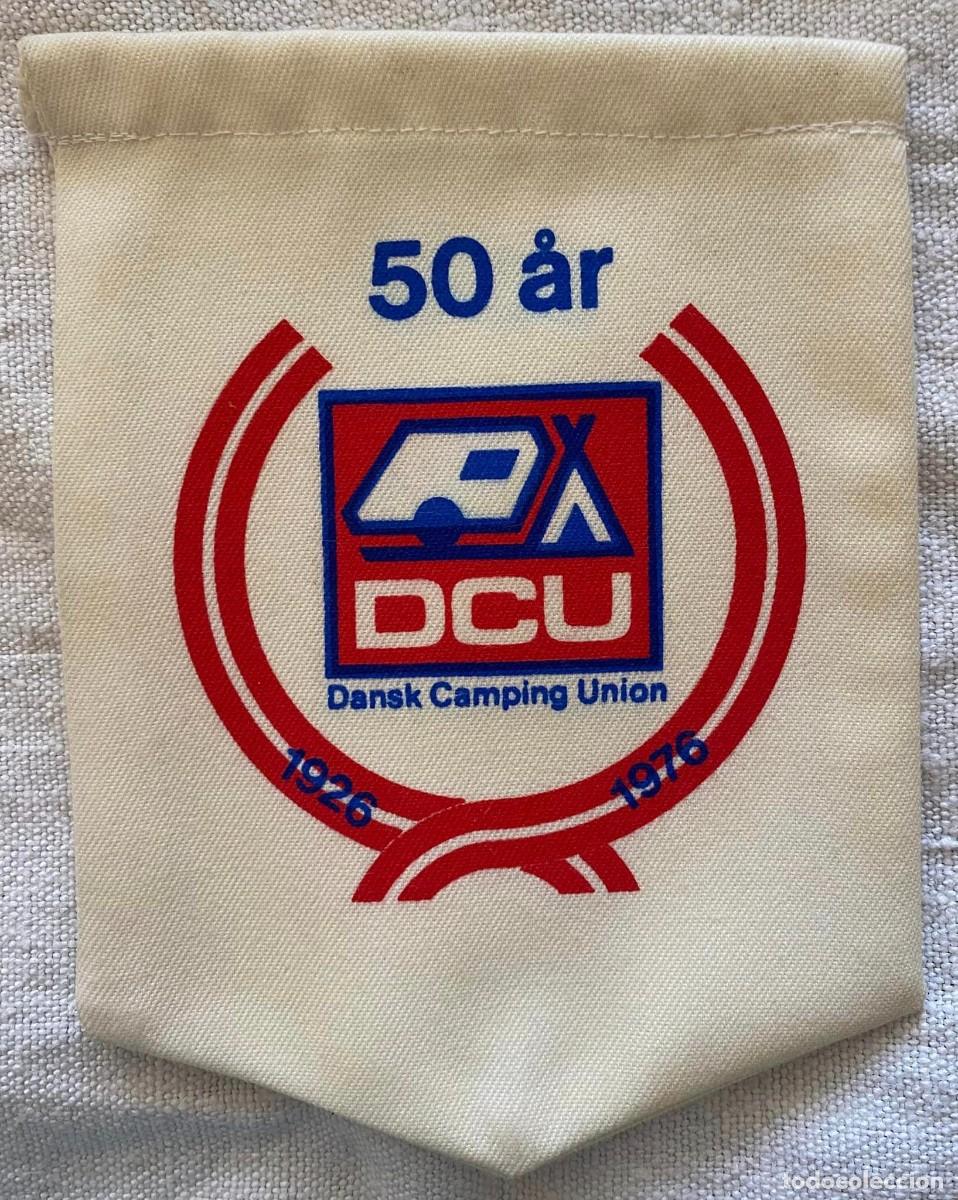 Sammlung von Wimpeln: camping banderin, Vintage, 1975, Uni&oacute;n Danesa de Camping (DCU) Medidas - 17cm x 13cm