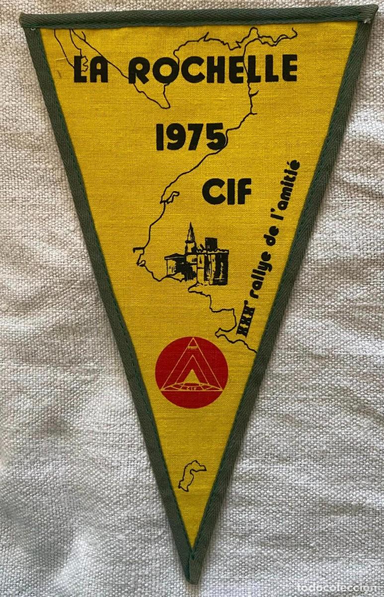 Sammlung von Wimpeln: Bander&iacute;n de camping, Vintage, CIF Rallye de l'amiti&eacute; La Rochelle 1975, raro Medidas - 22cm x 13cm