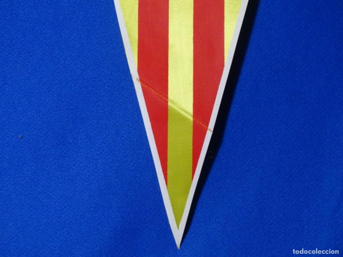 Fanions de collection: BANDER&Iacute;N VIRGEN DE MONTSERRAT