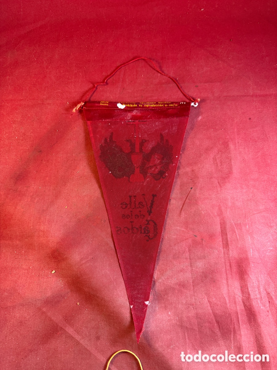 Banderines de colecci&oacute;n: Bander&iacute;n Valle de los ca&iacute;dos - Foto 2