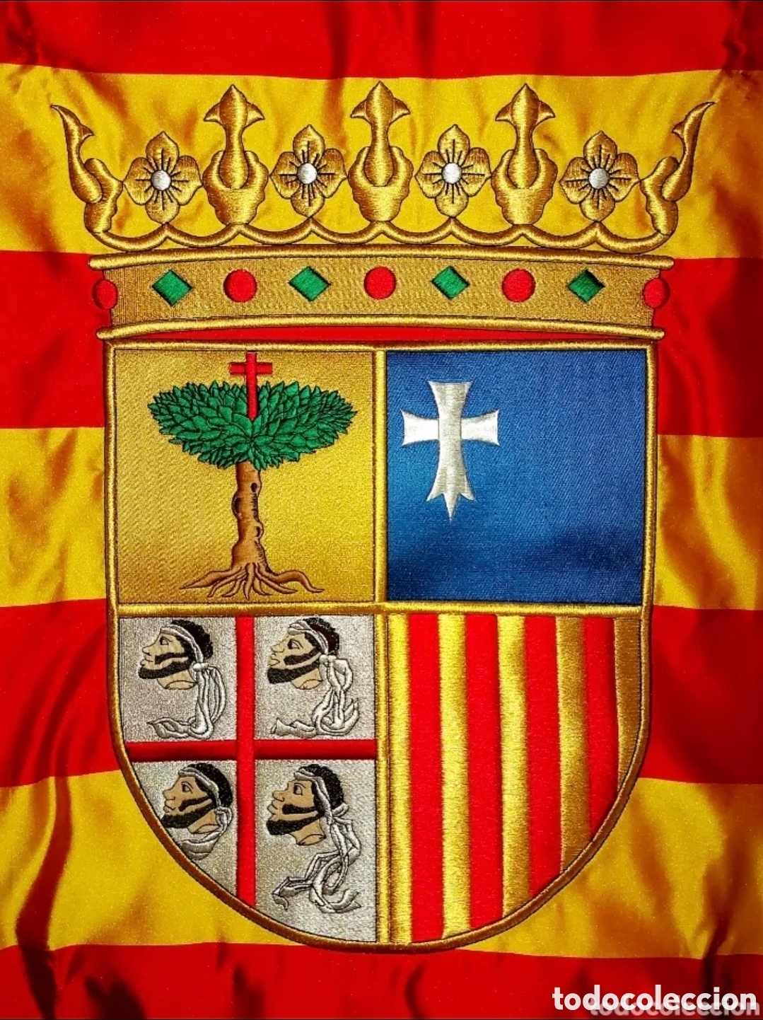 Banderines de colecci&oacute;n: Bandera Arag&oacute;n bordada de raso institucional despacho gobierno