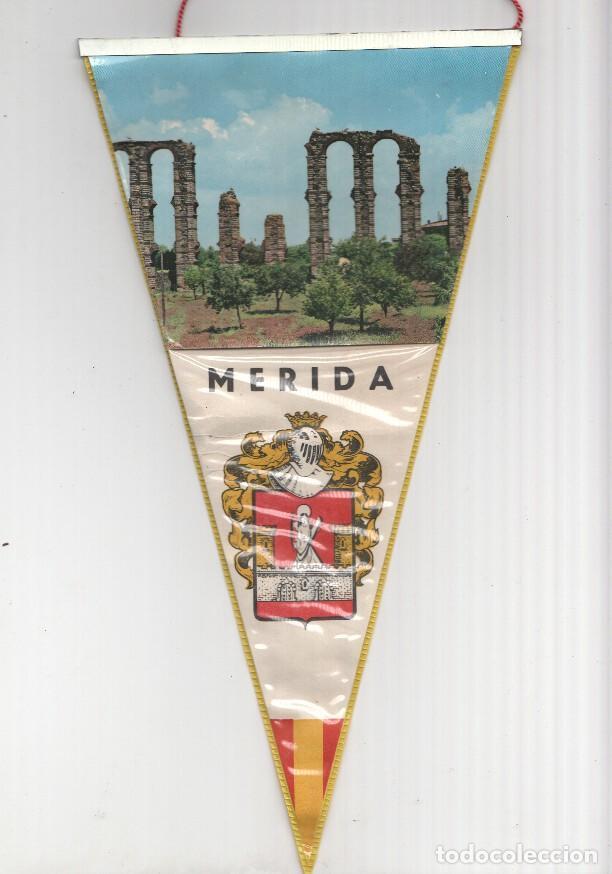 Collection pennants: BANDERIN: MERIDA - Vista del Acueducto de Los Milagros de Merida y Escudo - VARIOS