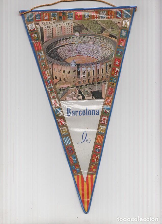 Bandierine di collezione: Banderin: BARCELONA - Imagen aerea de la PLAZA DE TOROS MONUMENTAL - Varios