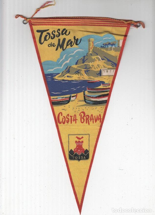 Collection pennants: BANDERIN: TOSSA DE MAR - Escudo y vista de la playa y el Castillo - VARIOS