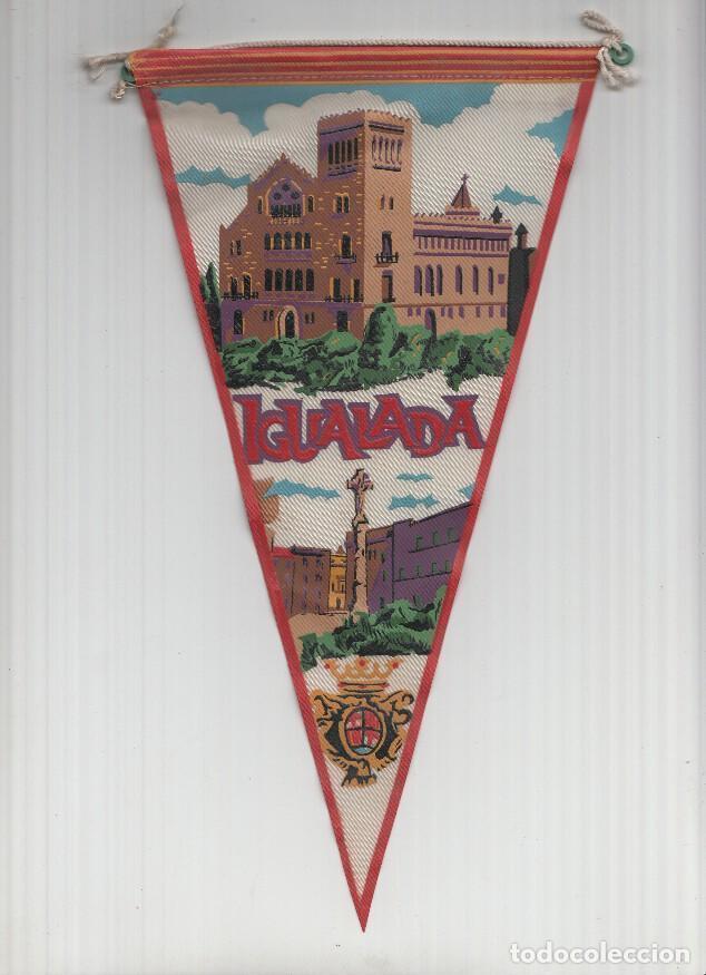 Sammlung von Wimpeln: Banderin: IGUALADA, Barcelona- Ilustracion del Asilo del Sant Crist y Plaza de la Creu - VARIOS