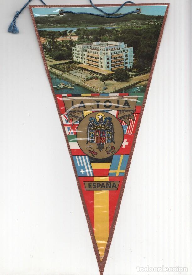 Sammlung von Wimpeln: BANDERIN: LA TOJA: Vista aerea del Balneario de LA TOJA y escudo - VARIOS